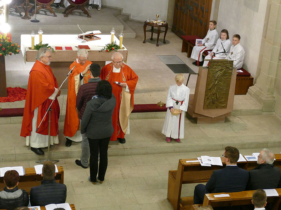 Firmung 2017 in Naumburg (Foto: Karl-Franz Thiede)